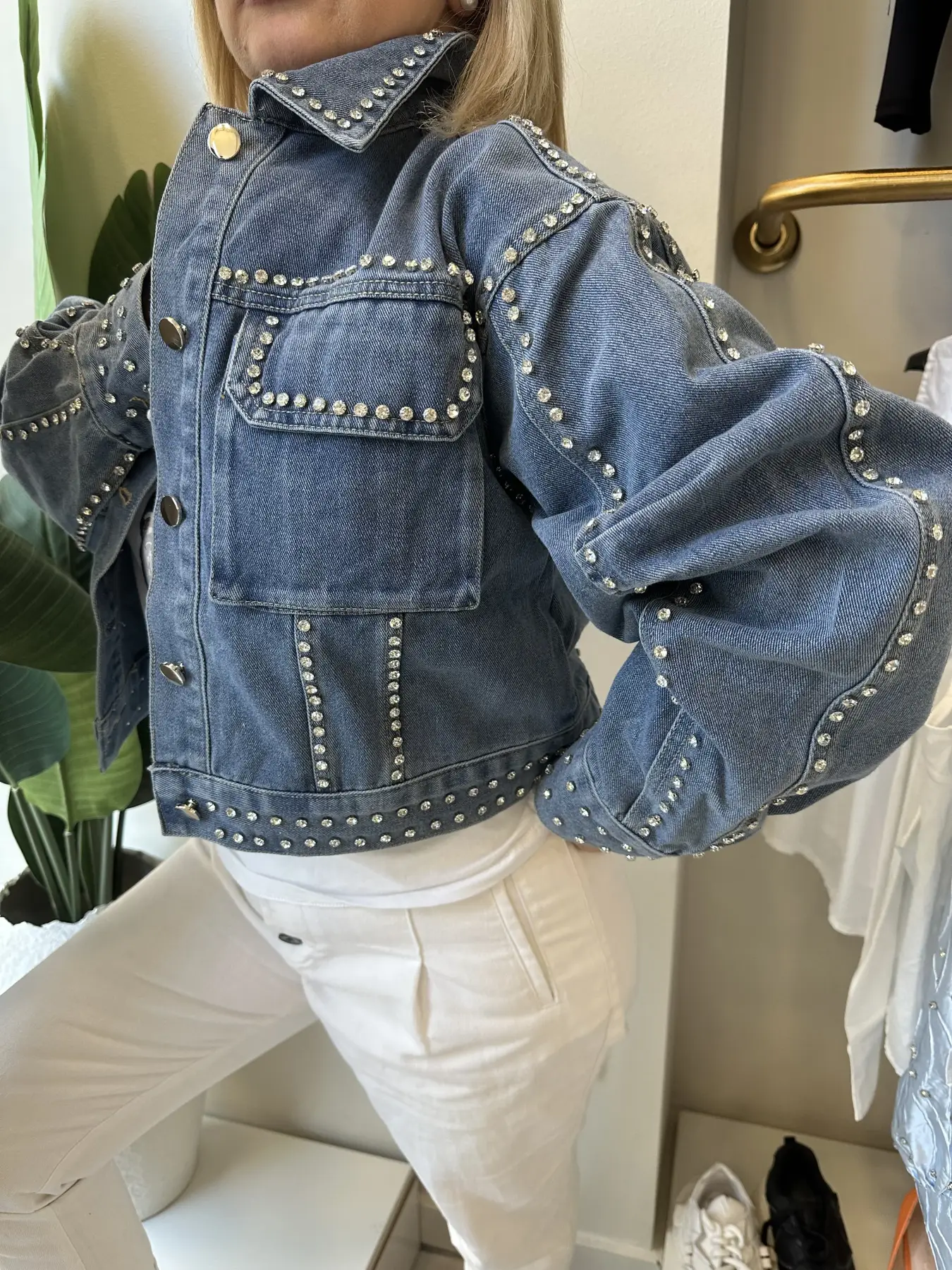 Γυναικείο Σκούρο Denim Jacket με Στρας