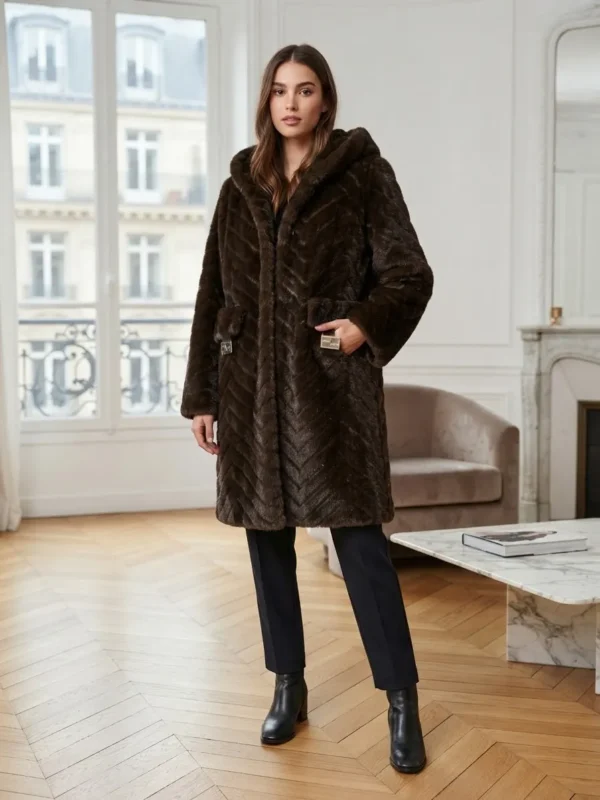 Οικολογική Γούνα Brown Chevron Faux Fur Coat με Κουκούλα σε Καφέ Απόχρωση