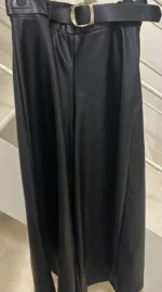 Γυναικεία Μαύρη Δερμάτινη Culotte Παντελόνα με Ζώνη & Χρυσή Τόκα