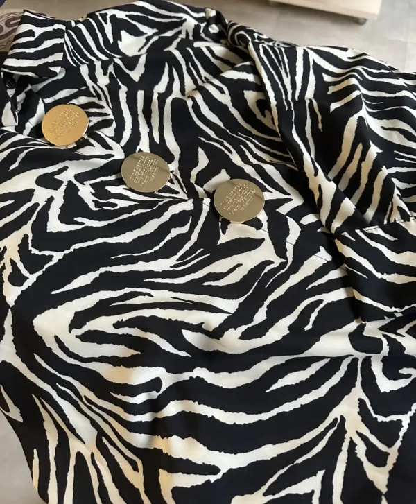 Γυναικείο Πουκάμισο Animal Print Zebra με Μεγάλα Χρυσά Κουμπιά