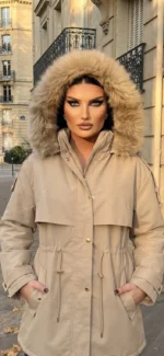 Γυναικείο Παρκά Beige Μπουφάν με Κουκούλα από Αποσπώμενη Συνθετική Γούνα