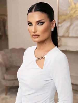 Μπλούζα «Elegant Chain»