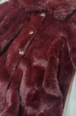 Γούνα Burgundy Faux Fur Coat με ιδιαίτερα χρυσά κουμπιά