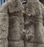 Κοντό Γούνινο Παλτό Luxury Buckled Faux Fur Coat με Δερμάτινα Λουράκια & Αγκράφες