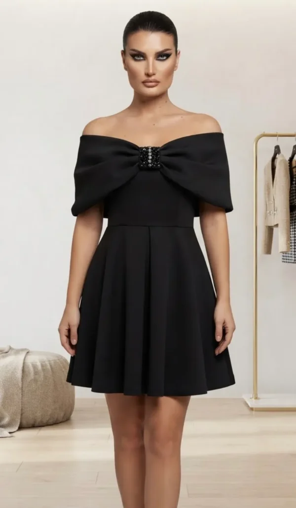 Φόρεμα Mini Off-Shoulder με Μεγάλο Φιόγκο & Κεντημένη Αγκράφα με Στρας