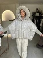 Ασημί Puffer Μπουφάν με Κουκούλα & Γούνινη Επένδυση