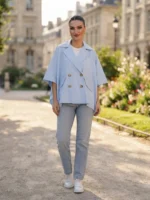 Oversized Πουκάμισο-Σακάκι σε Απαλό Σιέλ με Σταυρωτό Κούμπωμα