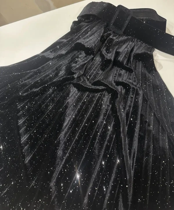 Μαύρη Midi Βελούδινη Πλισέ Φούστα με Παγιέτες & Glitter Λάμψη