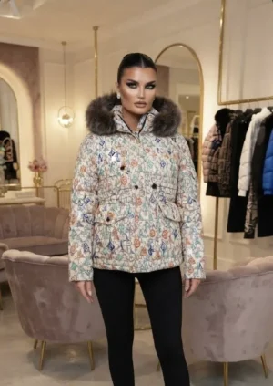 Γυναικείο Puffer Μπουφάν με Πολύχρωμο Μοτίβο & Εντυπωσιακή Αποσπώμενη Γούνινη Επένδυση στην Κουκούλα 1