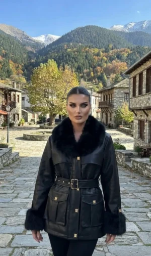 Γυναικείο Μαύρο Faux Δερμάτινο Μπουφάν με Γούνινο Γιακά, Ζώνη & Τσέπες